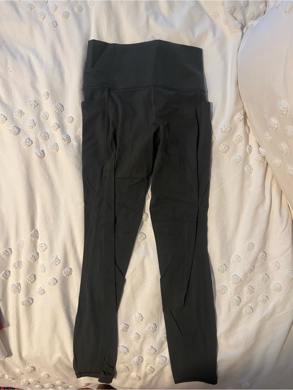Women’s Athleta Salutation Stash 7/8 Leggings